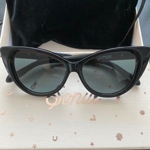 Sonix Black Cat Eye Sunglasses